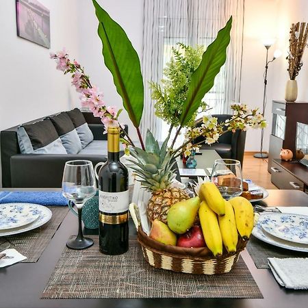 אתונה Manolitos Apartments 5 מראה חיצוני תמונה