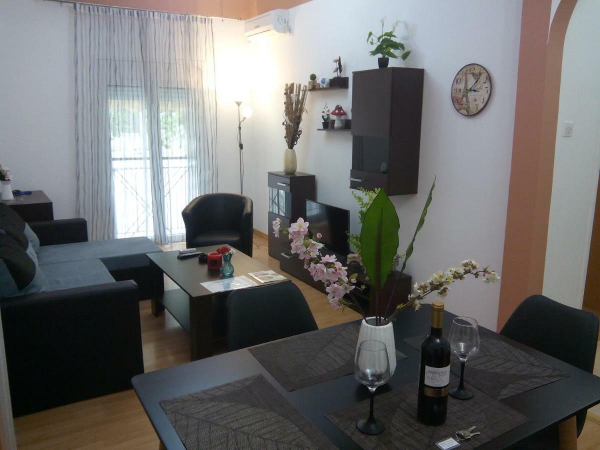 אתונה Manolitos Apartments 5 מראה חיצוני תמונה
